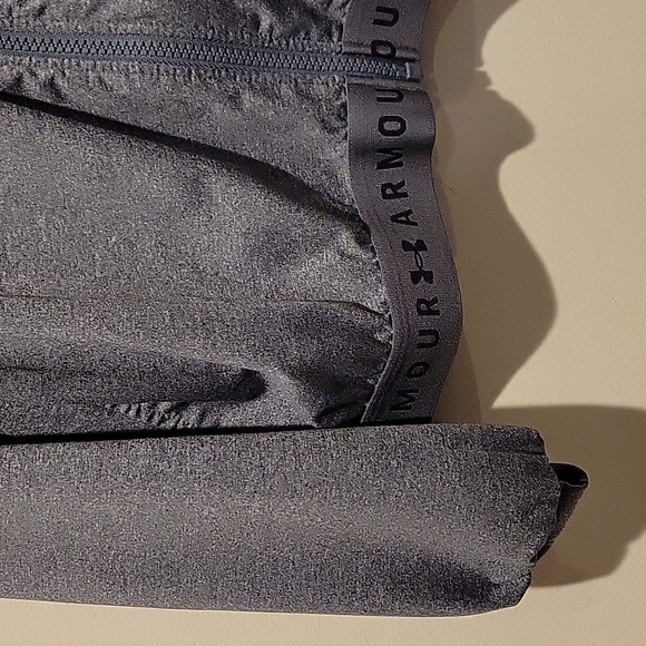 ❤️ UNDER ARMOUR FULL ZIP LOOSE FIT LIGHTWEIGHT JACKET, XS - Picture 2 of 5